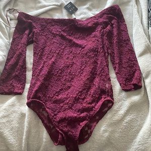Bodysuit, offshoulder, size M. brand new with tag